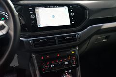 VW T-Cross 1.0 Style DSG | LED | Navi | Kamera VW T-Cross 1.0 Style DSG | LED | Navi | Kamera