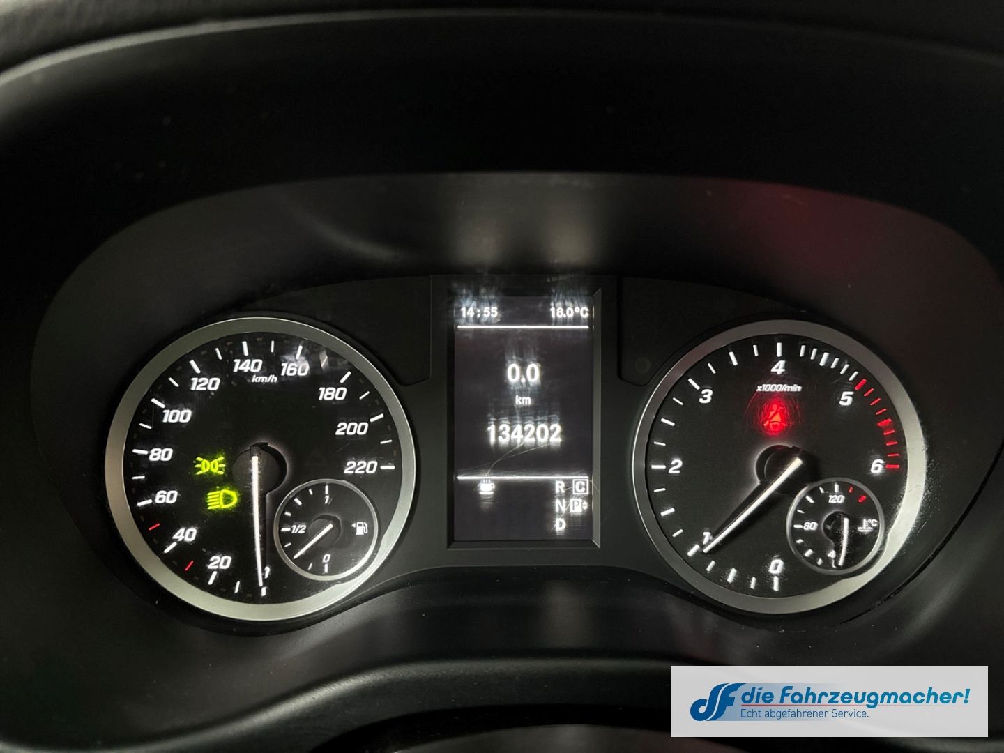 Fahrzeugabbildung Mercedes-Benz Vito Mixto 116CDI 4x4 extralang SORTIMO AHK Navi