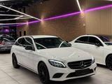 Mercedes-Benz C 300 T*2.HAND*NIGHT PAKET*BURMESTER*AMBIENTE* - gebrauchte Mercedes-Benz C 300 aus dem Jahr 2019