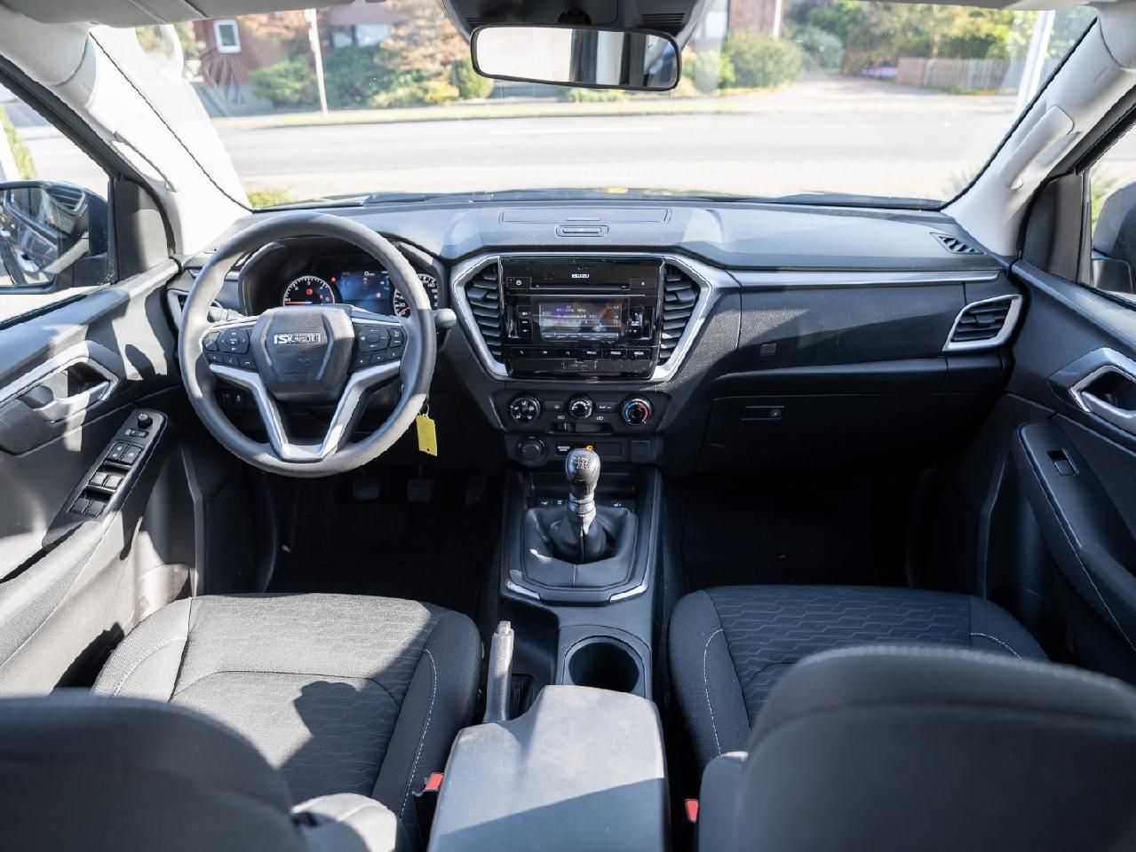 Fahrzeugabbildung Isuzu D-Max Double Cab 4WD LS mit Seilwinde