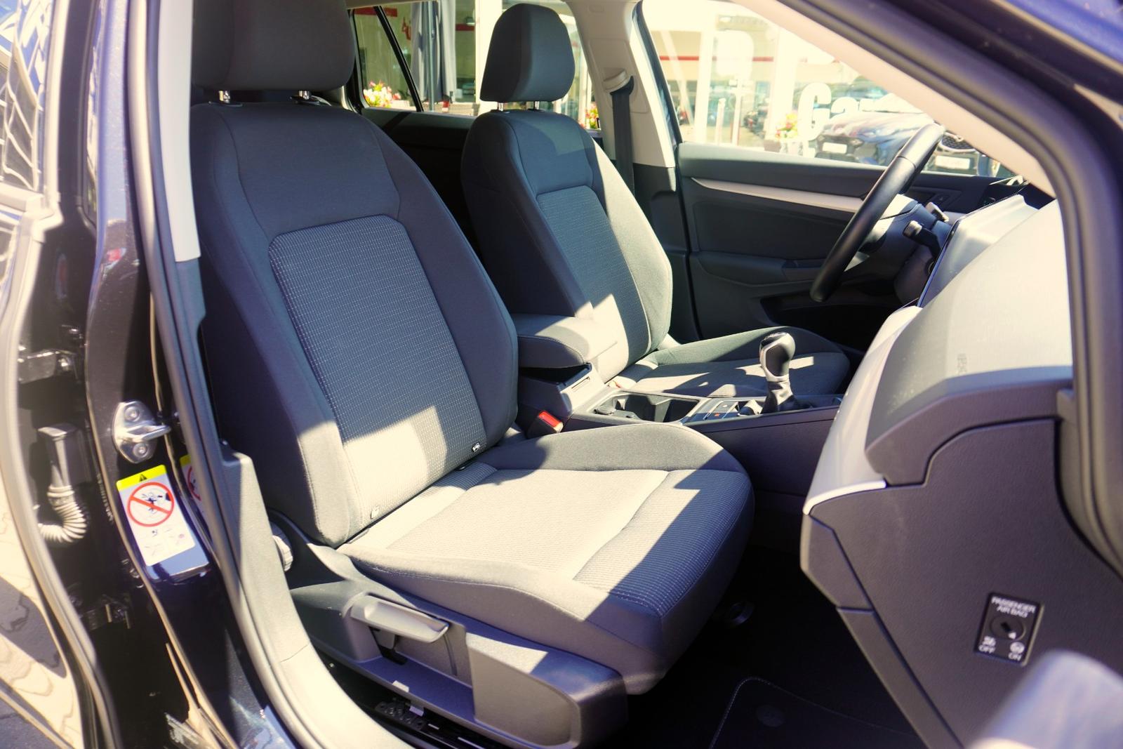 Volkswagen Golf VIII Variant 1.0 TSI LED Sitzheizung AHK, миниатюра 30