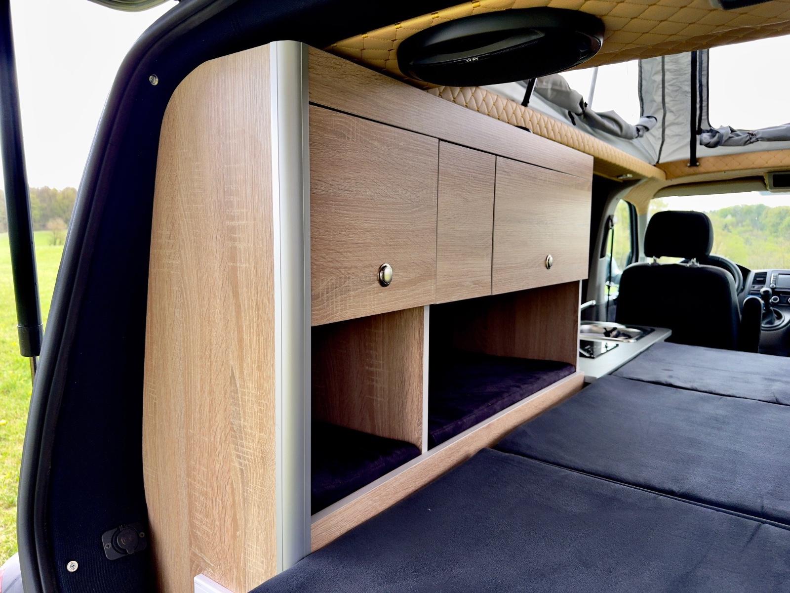 Volkswagen VW T5 Camper, Aufstelldach, Standheizung, AHK