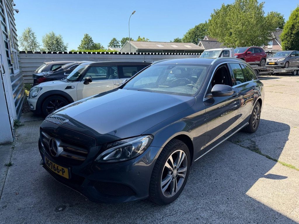 Mercedes C 300 - 1