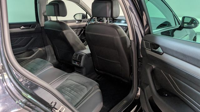 Volkswagen Passat 2.0 TDI Elegance ACC+KAM+MATRIX+AHK