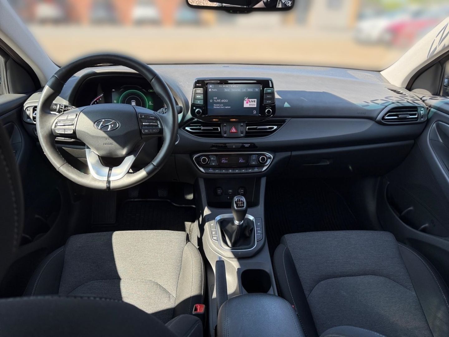 Fahrzeugabbildung Hyundai i30 1.5T Kombi Mild-Hybrid (48V) Trend LED Komfo