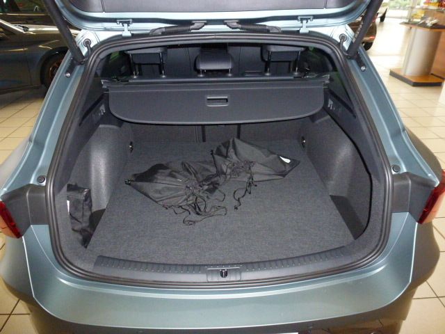 Fahrzeugabbildung CUPRA Leon Sportstourer VZ 1.5 e-Hybrid DSG