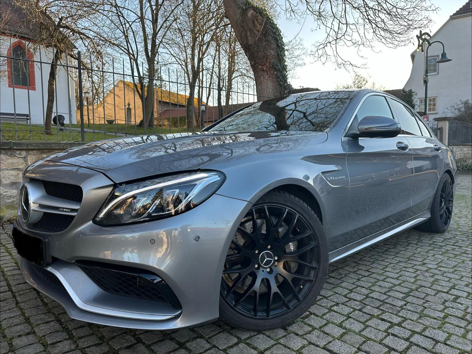 Mercedes-Benz C 63 AMG Lim. Deutsch,Pano,Klappe,Kamera