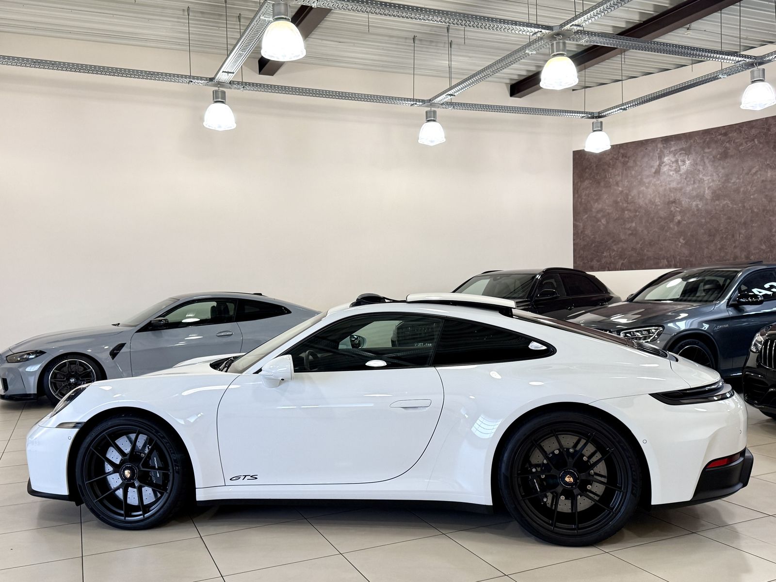 Porsche 992 (911) Carrera GTS T-Hybrid *Lift-Keramik* imagem 3