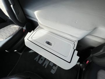 Fahrzeugabbildung Ford F-Max Luxury 2-Kreis-Hydraulik