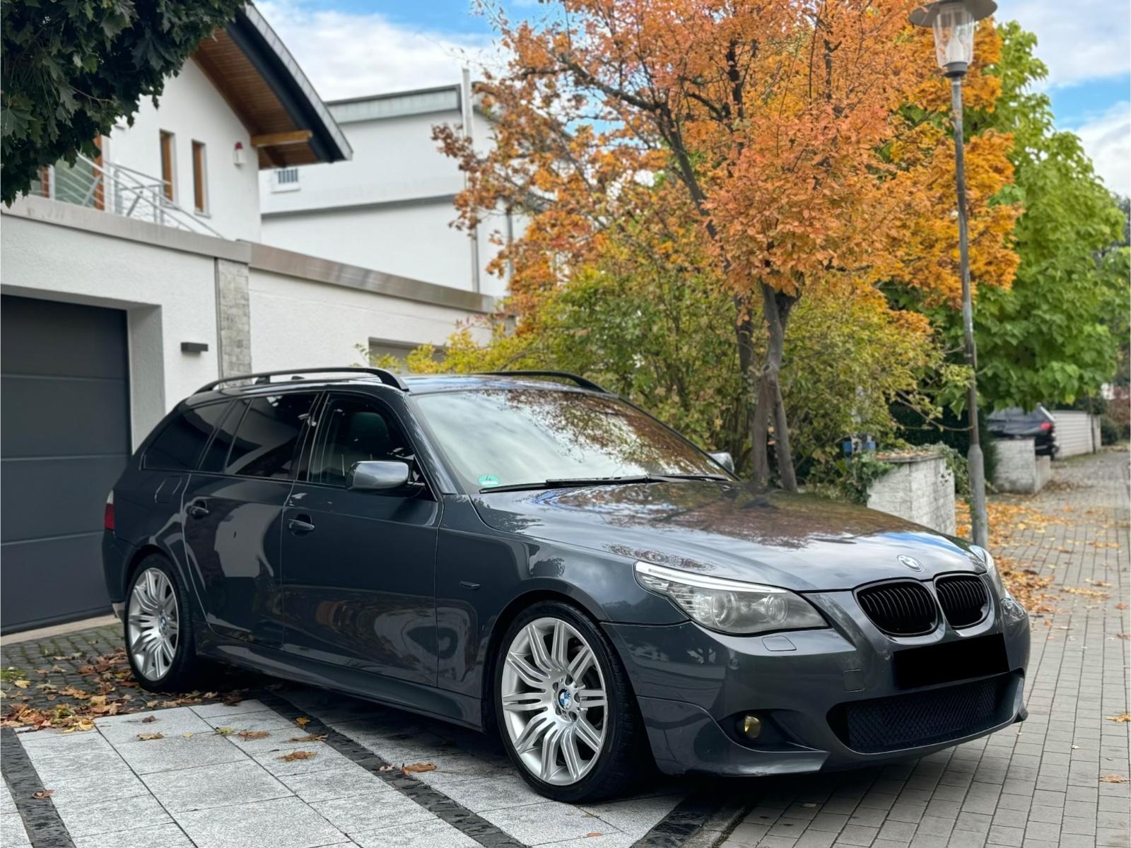 BMW 525