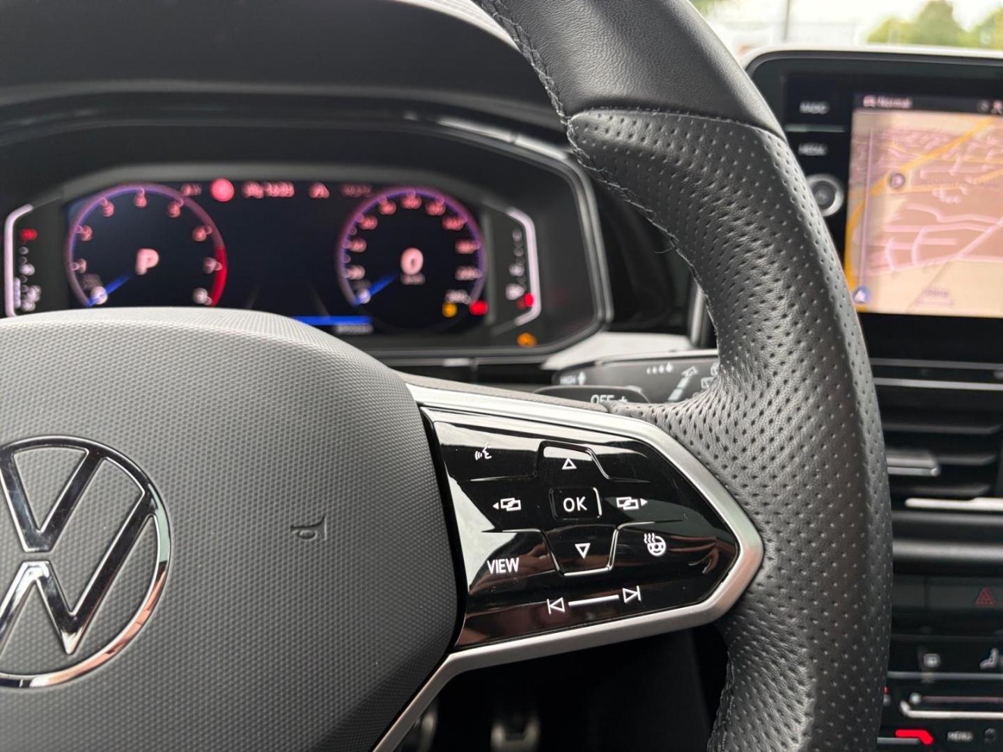Volkswagen T-Roc R-Line 2.0 TSI 4Motion StandHZG AHK Navi, миниатюра 30