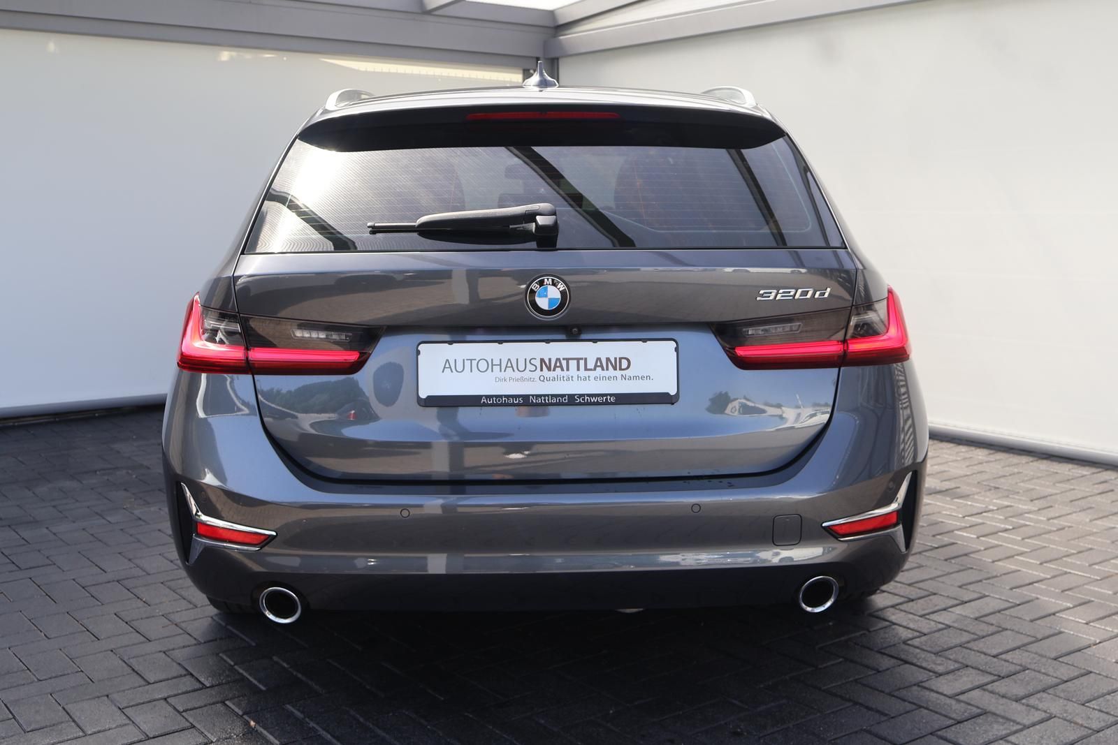 BMW 320 d Luxury Line 2.0 AHK LED RFK Pano CarPlay foto 8