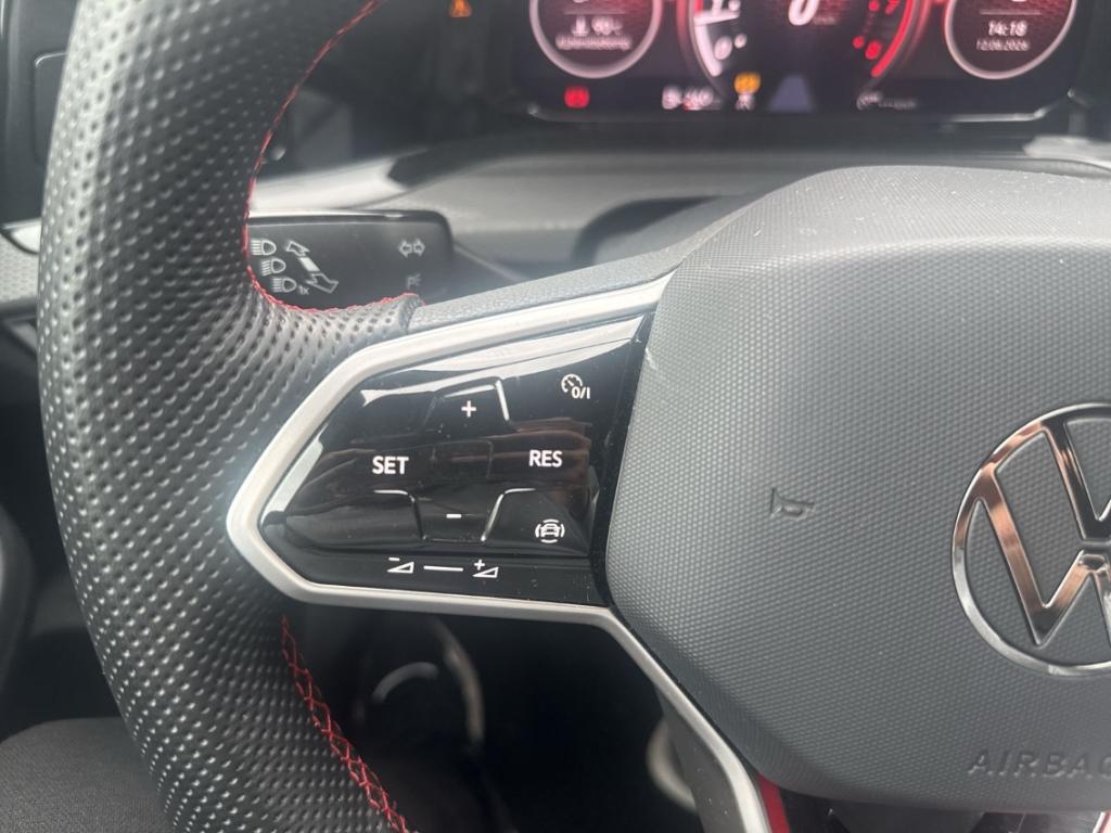 Volkswagen Golf 2.0 GTI LED Klima PDC FrontAss AppConn Digi, миниатюра 20