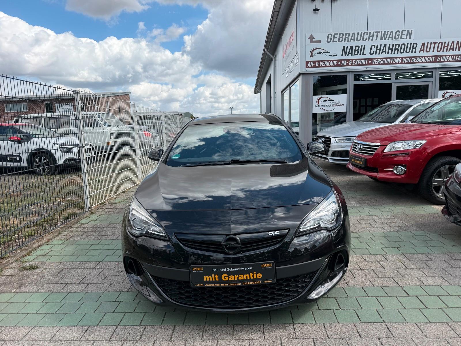 Opel Astra J GTC OPC