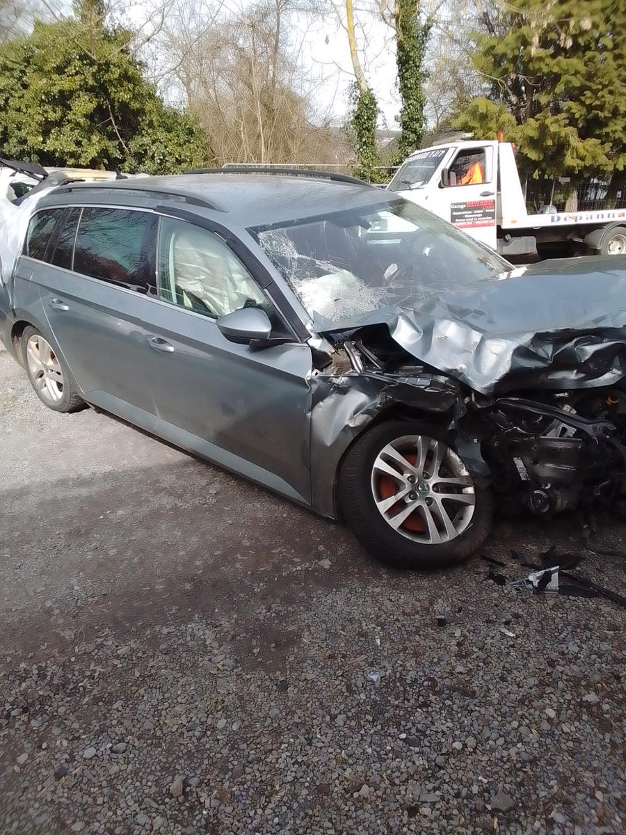 Skoda Superb 1.6 TDI SCR DSG AMBITION Combi