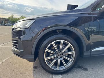 Audi Q7 - 10