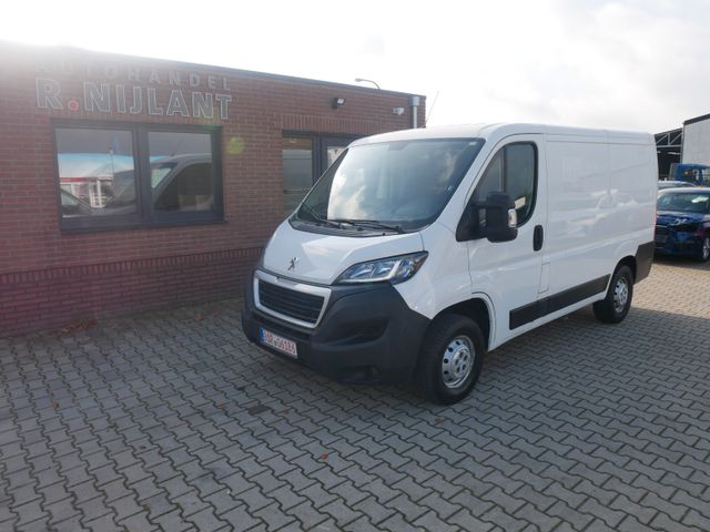 Peugeot Boxer Kasten 328 L1H1 Pro BlueHDi 110