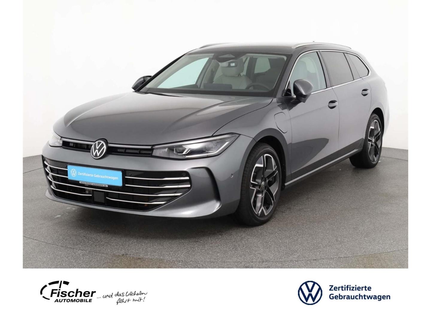 Volkswagen Passat 1.5 eHybrid Elegance DSG AHK/Leder/Matrix