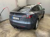 Tesla Model Y Dual Motor AWD - Tesla Model Y Gebrauchtwagen
