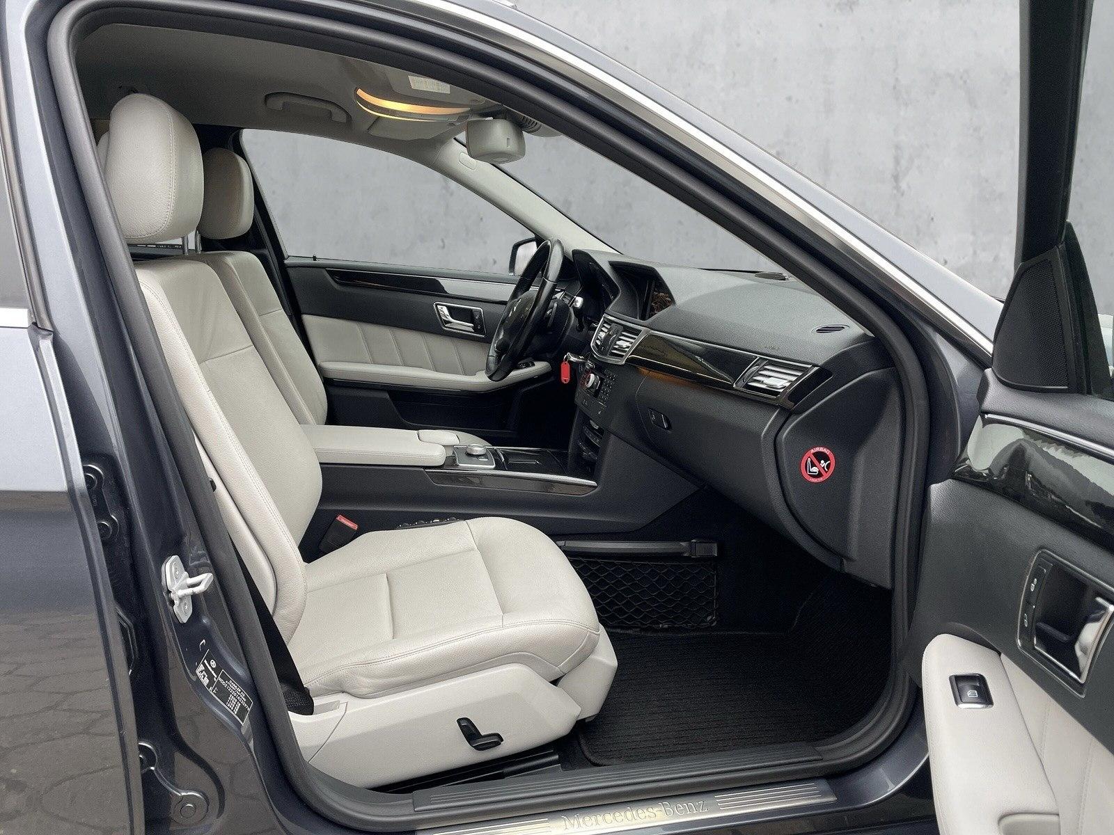 Mercedes-Benz E300 2010 — photo 14