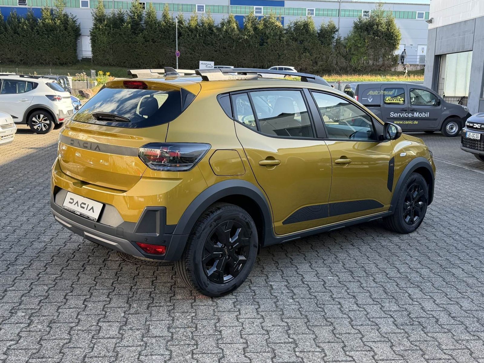 Fahrzeugabbildung Dacia Sandero Stepway Extreme TCe 110