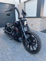 Harley-Davidson Breakout 114 Custom Bike - HARLEY-DAVIDSON CUSTOM BIKE