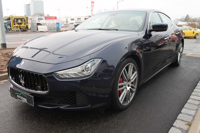 Maserati Ghibli 3.0 V6/Keyless-Go/Sitzkühlung/Kamera/20"