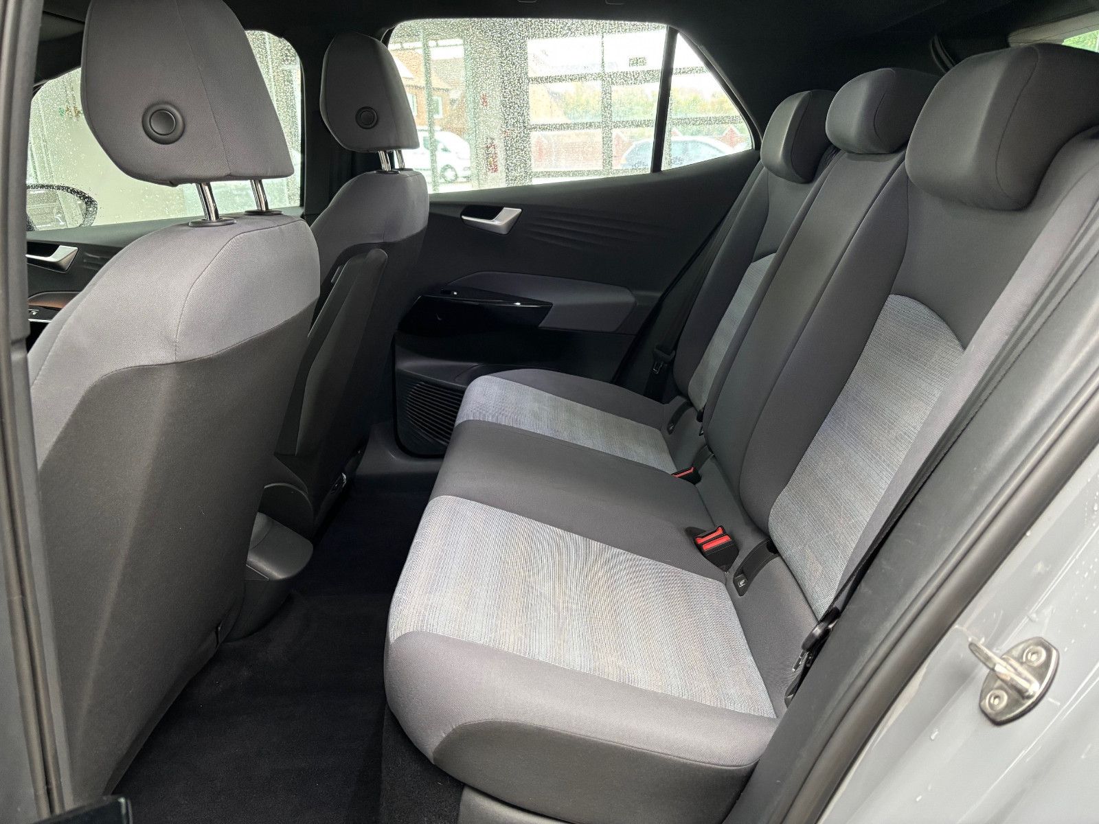 Fahrzeugabbildung Volkswagen ID.3 Pro 107 kW+LED+PDC+NAVI+ISOFIX+GJR