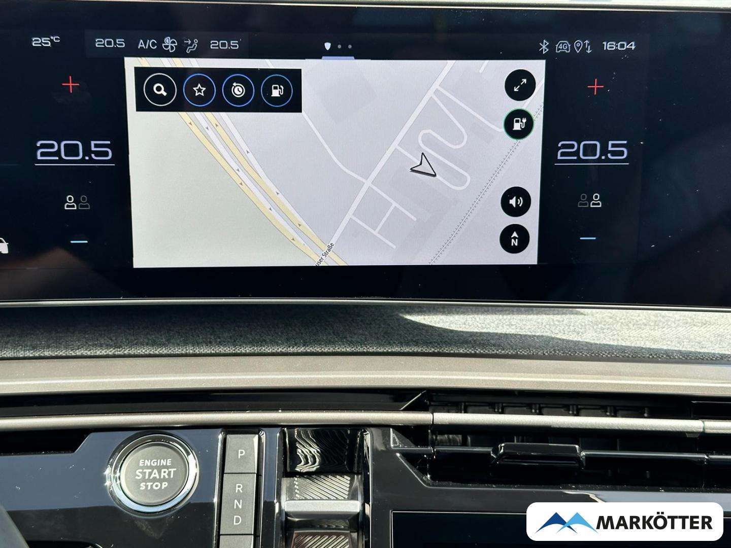 Peugeot 3008 GT Plug-In Hybrid 225 AHK/360°/Massage/Pano
