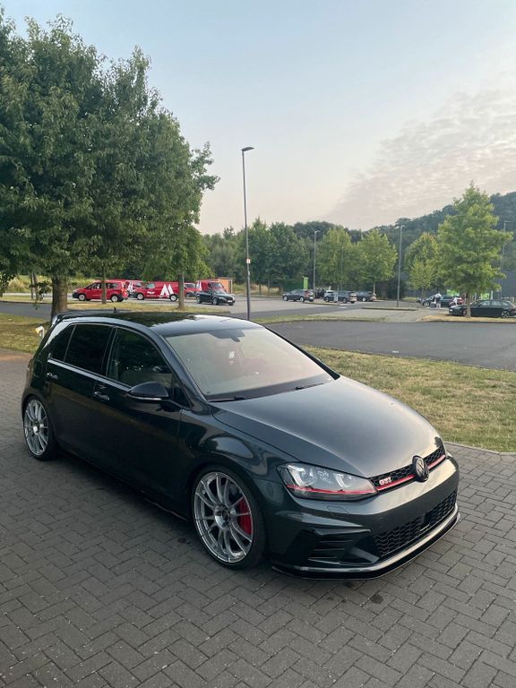 Image of Volkswagen Golf