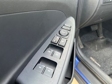 Hyundai TUCSON - 12