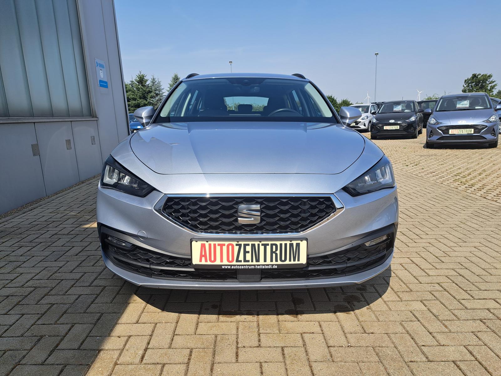 Seat Leon Style ST 2.0 TDI DSG LED PARK-ASSIST NAVI 