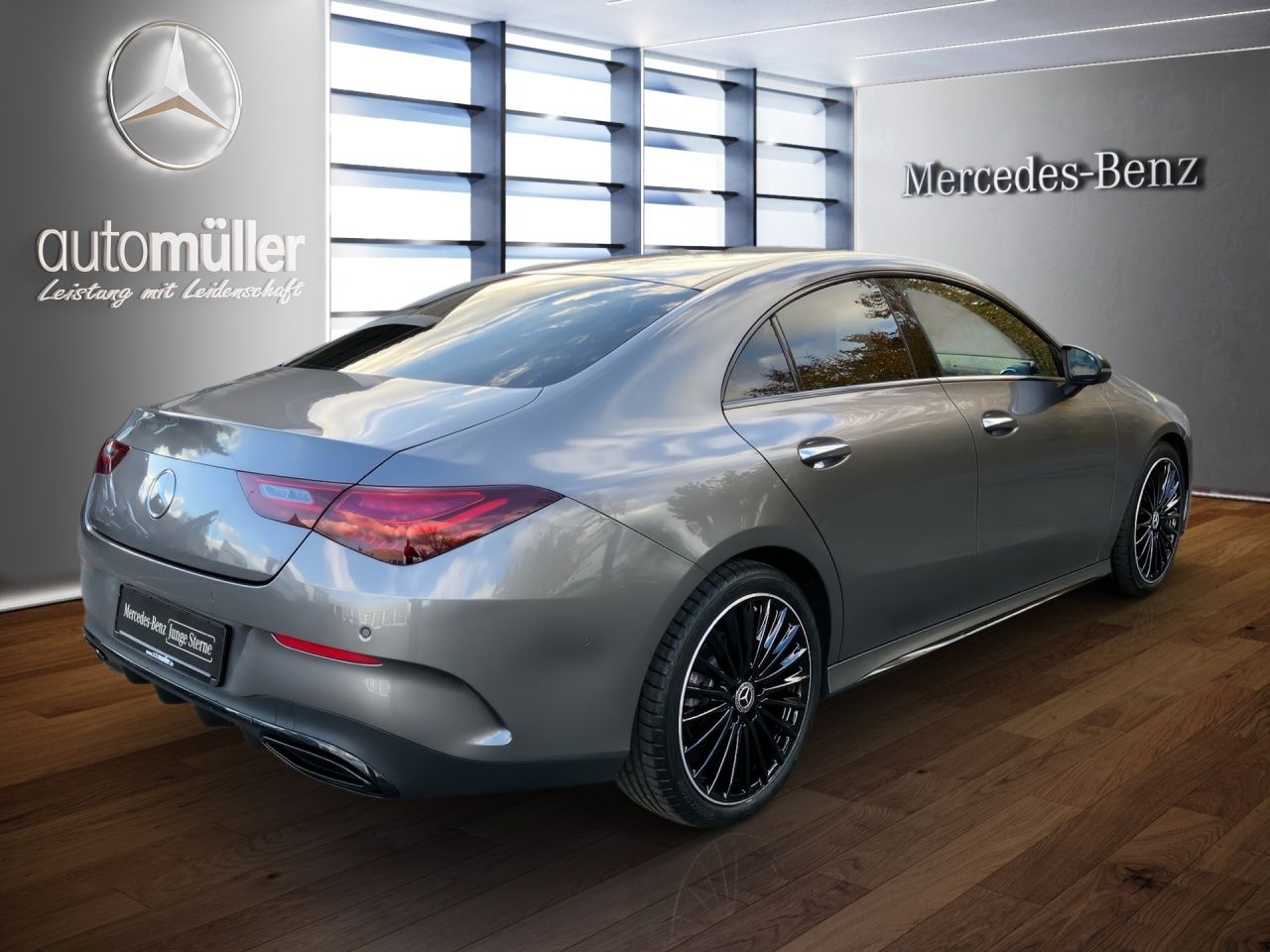 Fahrzeugabbildung Mercedes-Benz CLA 200 d Coupé AMG+AHK+NIGHT+DISTR+MULTIB+KEYL+
