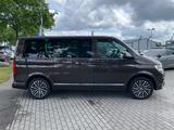 Volkswagen T6 Multivan Highline Memory Kamera ACC Standheiz - : Braun, Sportfahrwerk
