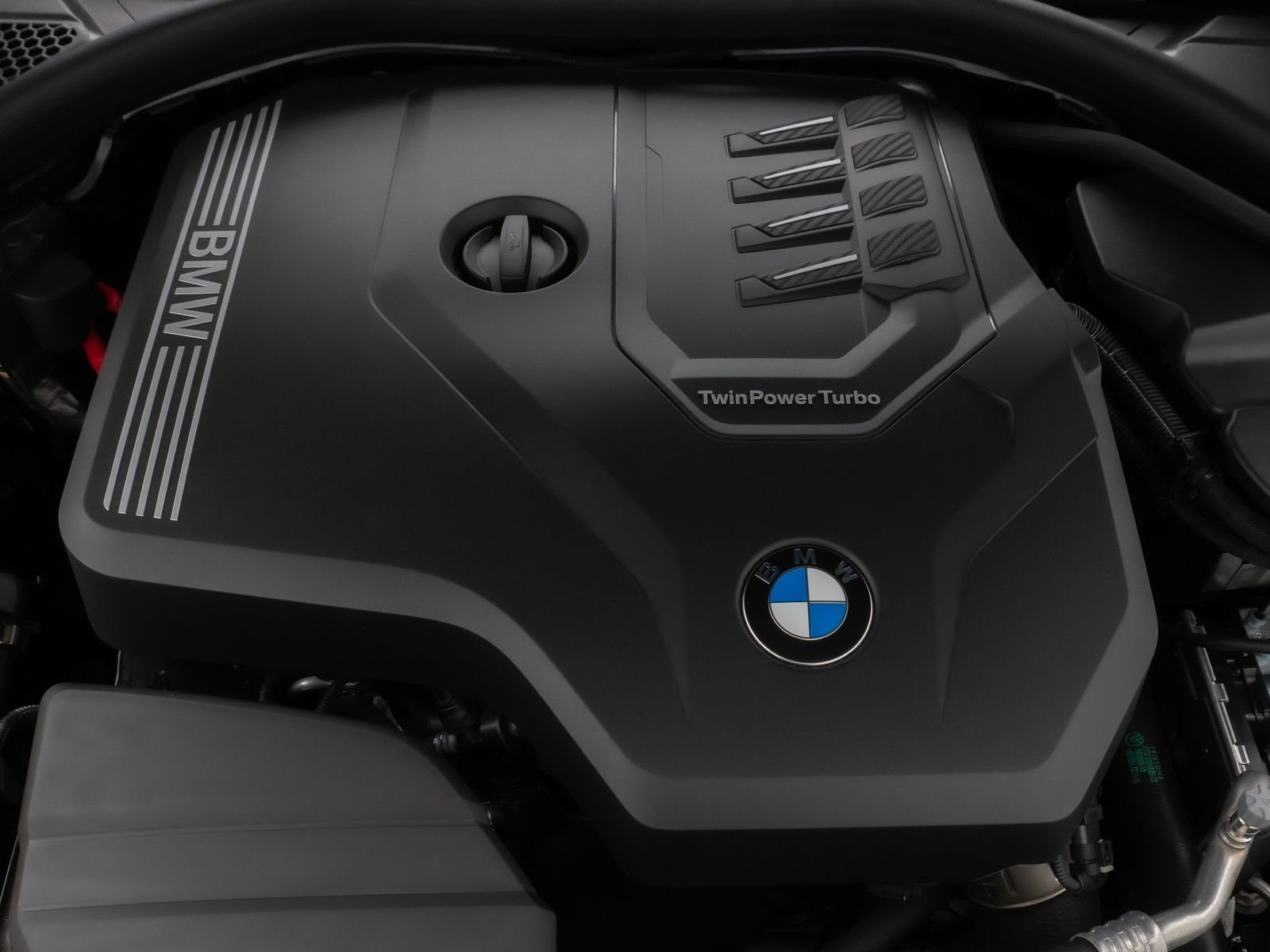 Fahrzeugabbildung BMW 318i Kamera DAB CockPit+ Alarm Geschwindigkeitsr