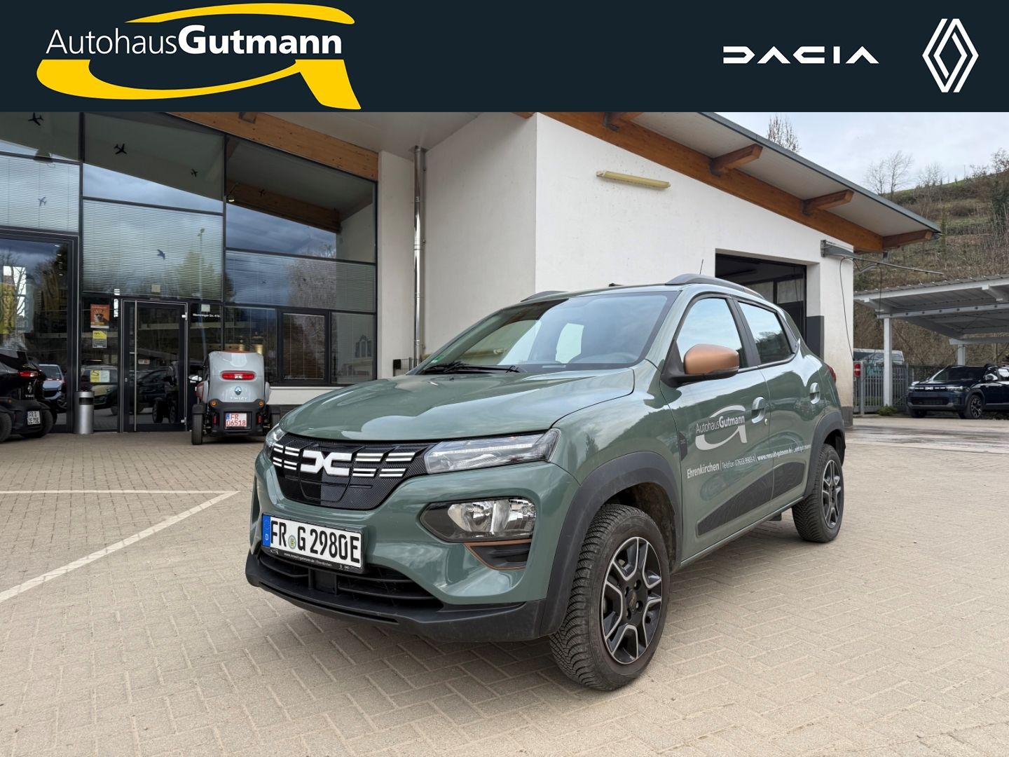 Fahrzeugabbildung Dacia Spring Electric Extreme Navi Fahrerprofil Rückfa