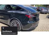 Tesla Model Y Performance - schwarze Tesla Model Y