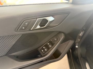 BMW 118 - 8