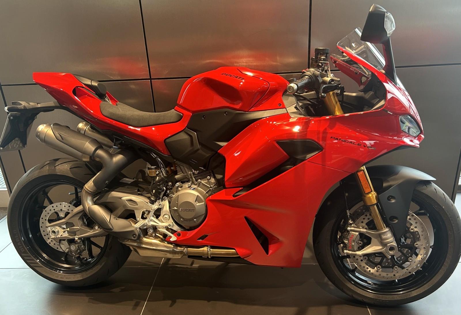Ducati Panigale V2 S