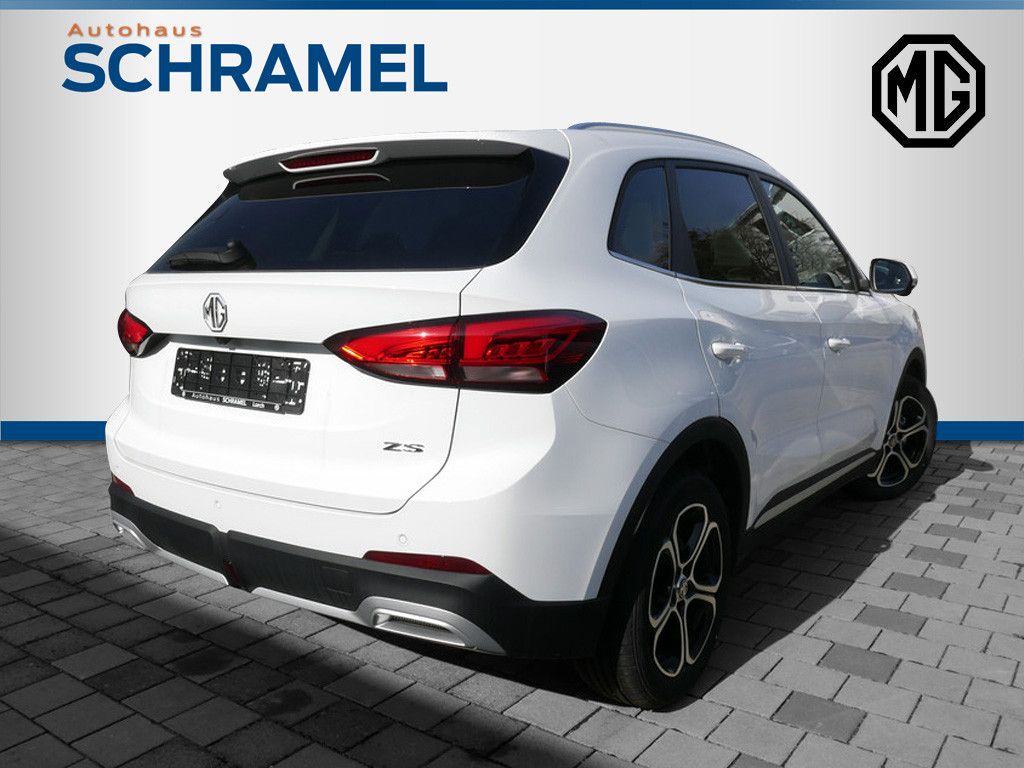 MG ZS