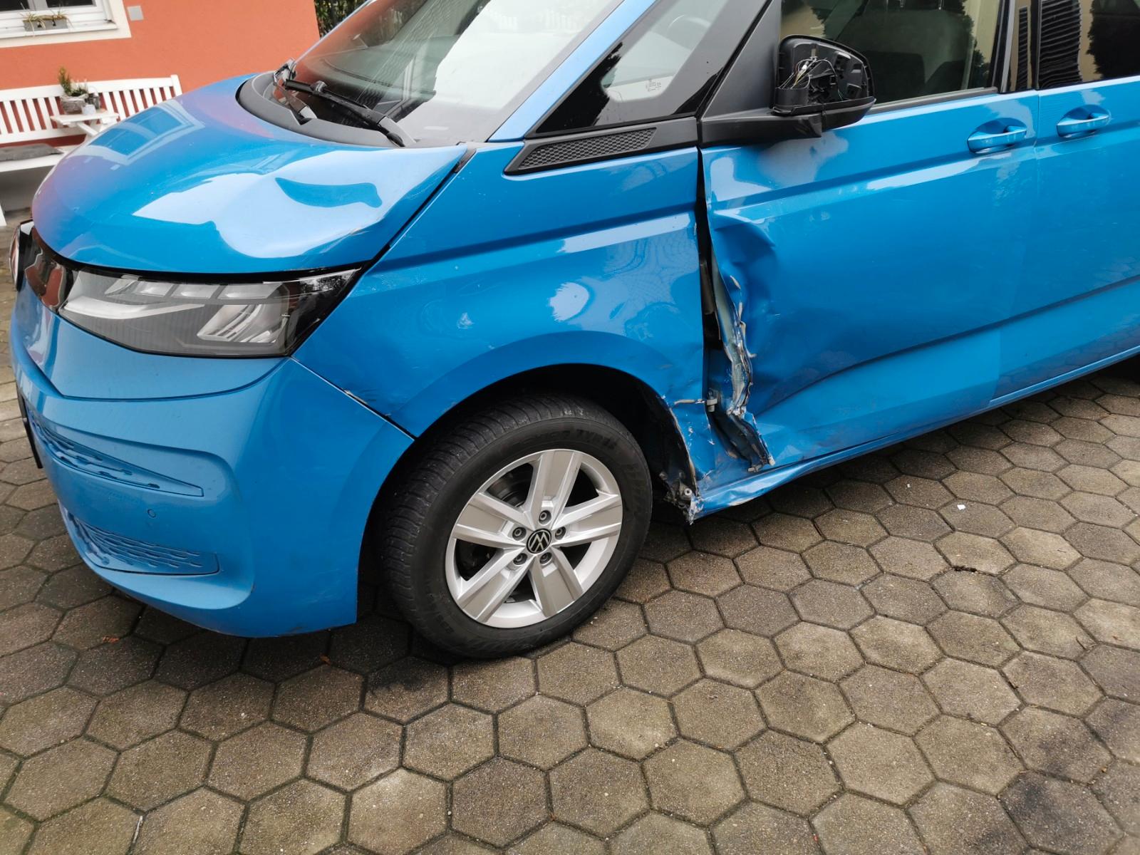 Volkswagen ANDERE Multivan Basis 2x Schiebetür Navi Automat