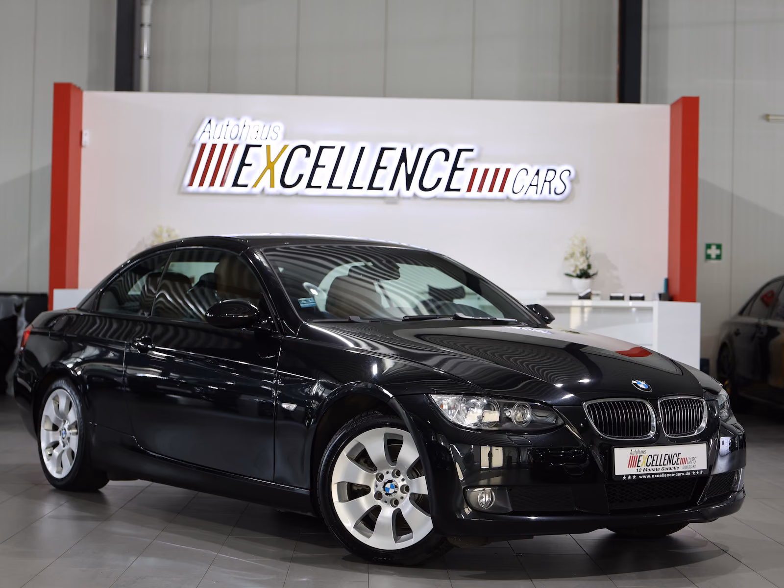 BMW 325i CABRIO SPORT SHADOW 1.HAND / BLACK & BROWN