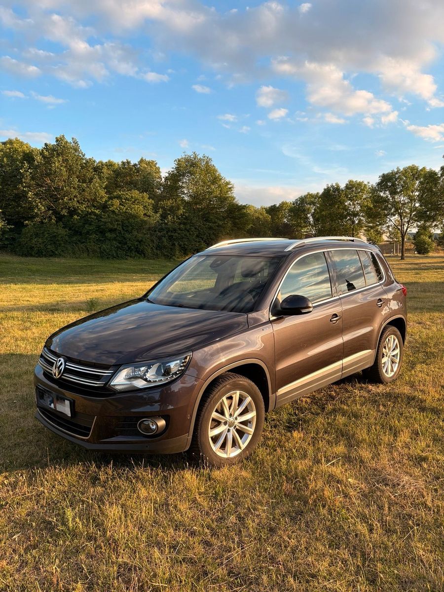 VW VW Tiguan 2,0 TDI - DSG 4 Motion Vollausst...