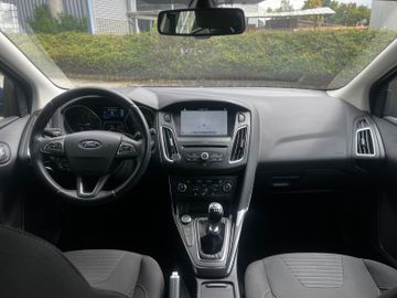Ford Focus - 10
