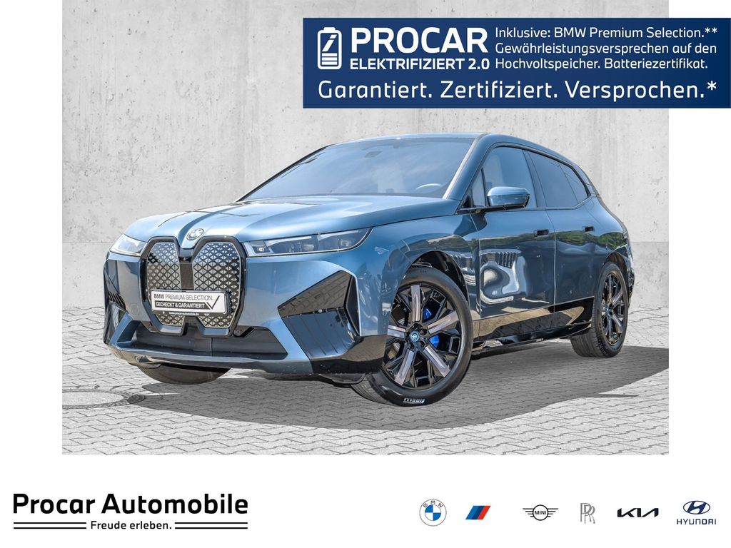 BMW iX