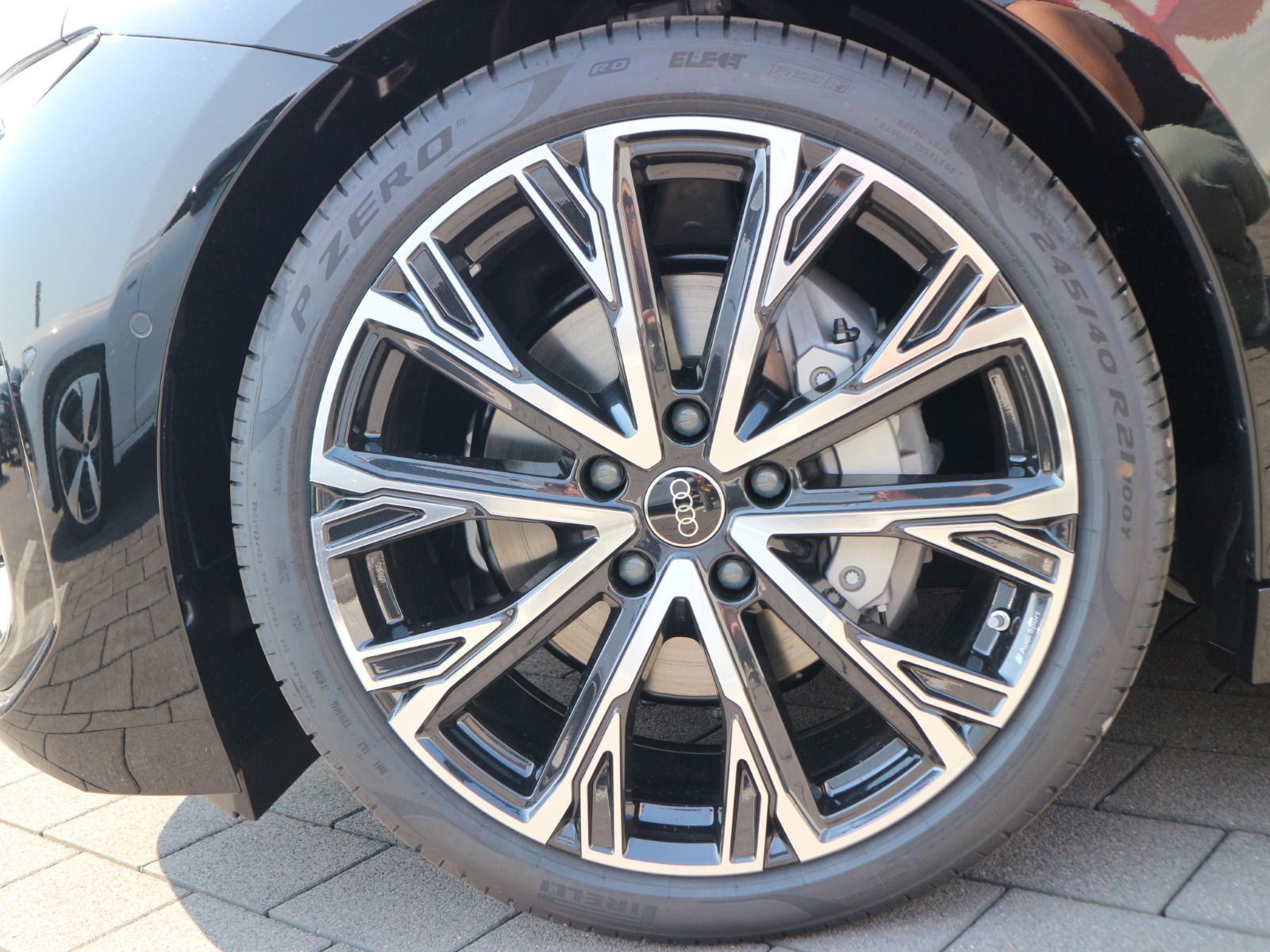 Audi A6 e-tron - Bild 8