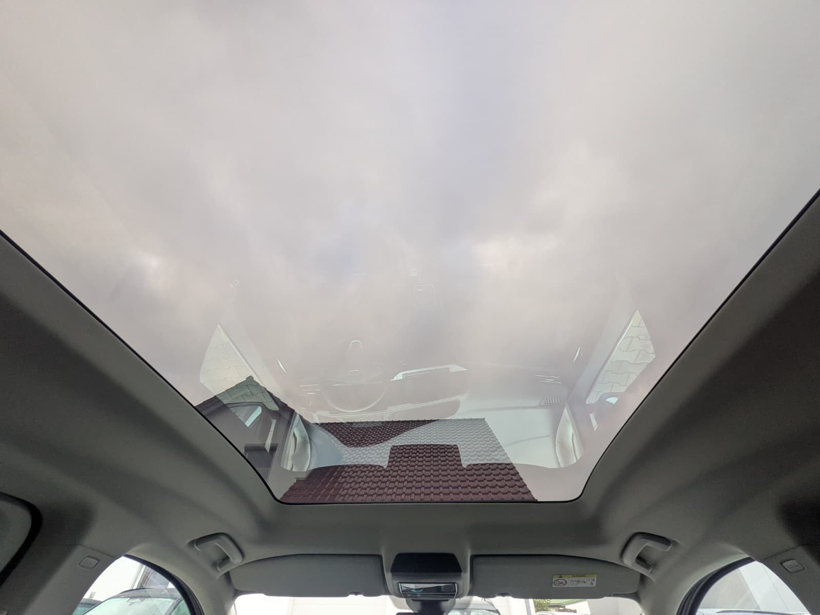 Fahrzeugabbildung Ford Grand Tourneo L2 Active LED*PANO*AHK*ACC*7-Si