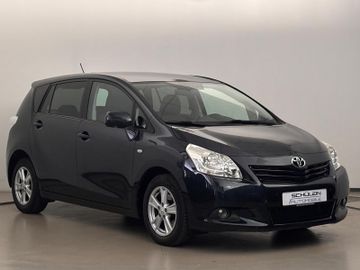 Toyota Verso - 4