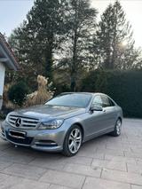 Mercedes-Benz C 220 CDI 4MATIC AVANTGARDE Autom. AVANTGARDE - Mercedes-Benz C 220: Cdi