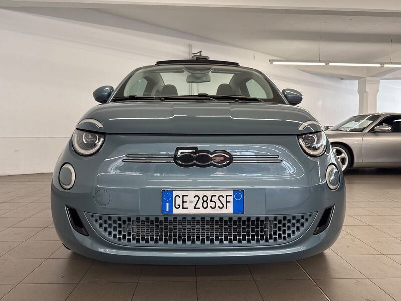 Fiat FIAT 500C Electric Icon imagem 3